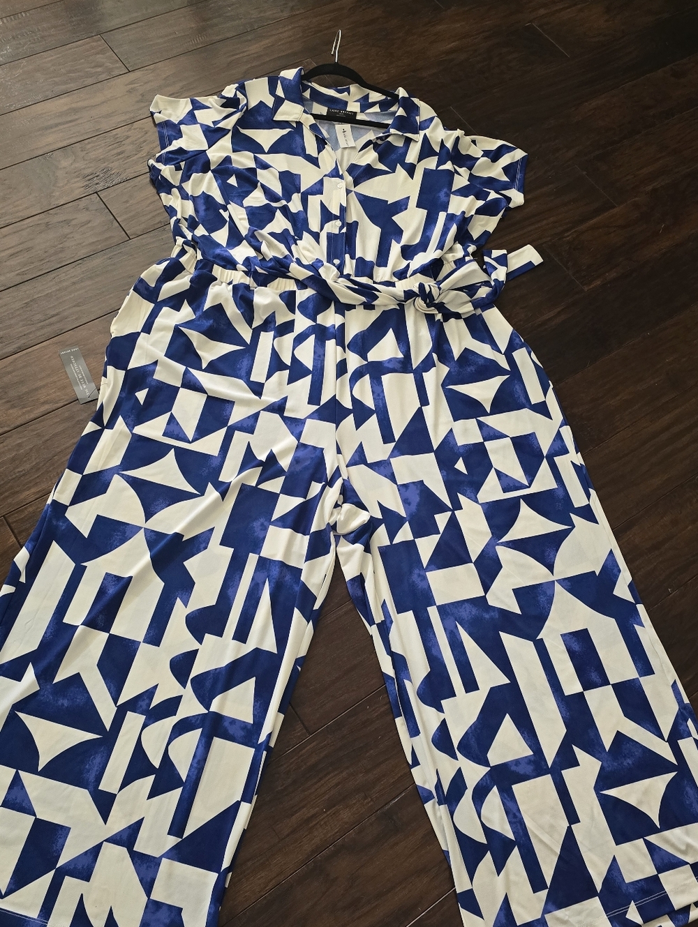 Lane Bryant Collared Twist Waist Jersey Jumpsuit. Plus Size 26/28 - Picture 2 of 6